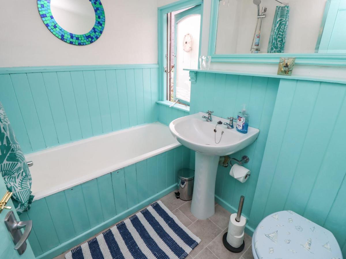 Riverdance Cottage Lyme Regis Exterior foto